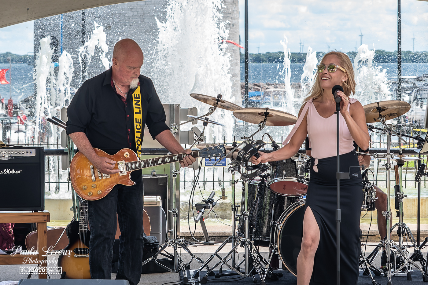 River Cats band members Dave and Kiri performing together in Downtown Kingston